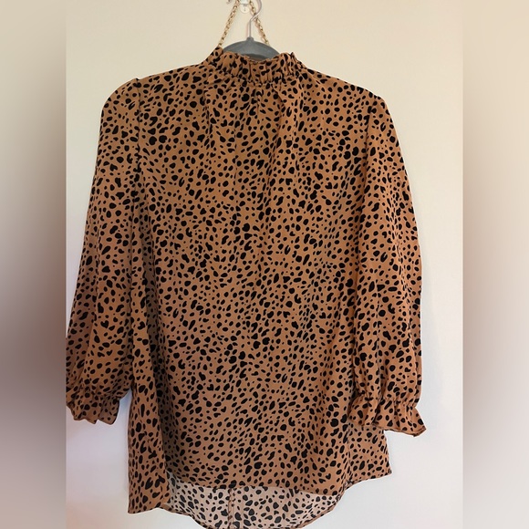 Avanova Women's Leopard Printed Ruffle Hem Long Sleeve Mock Neck Blouse Top - Picture 2 of 6